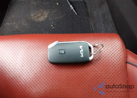 2023 Kia K5 Gt-Line z USA, uszkodzony, nr VIN 5XXG64J24PG170150